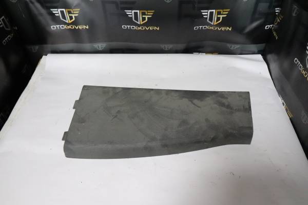 FORD CUSTOM 310 L TREND ÇIKMA PARÇA  ORTA DİREK PLASTİĞİ